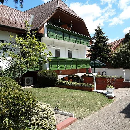 St Hubertus Panzio Bed & Breakfast Hévíz Exterior foto