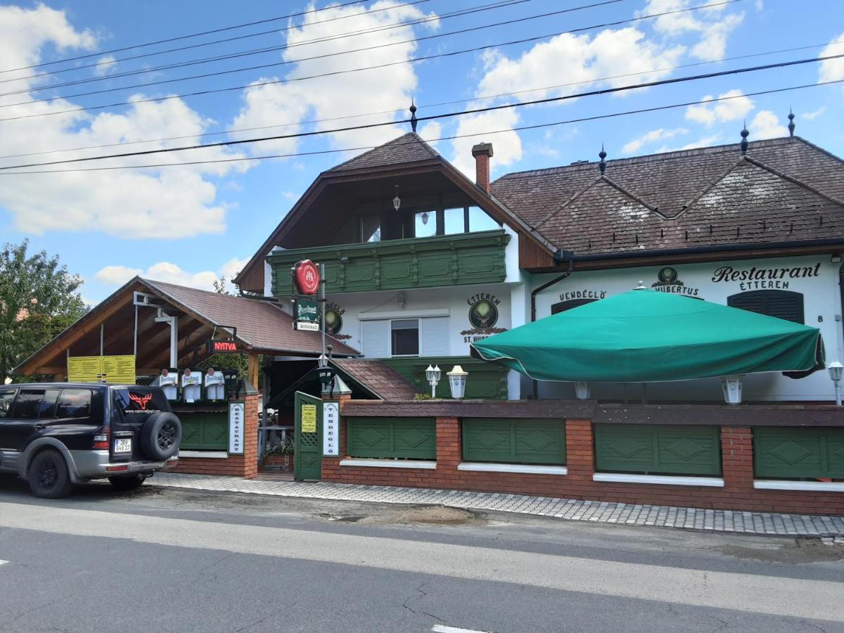 St Hubertus Panzio Bed & Breakfast Hévíz Exterior foto