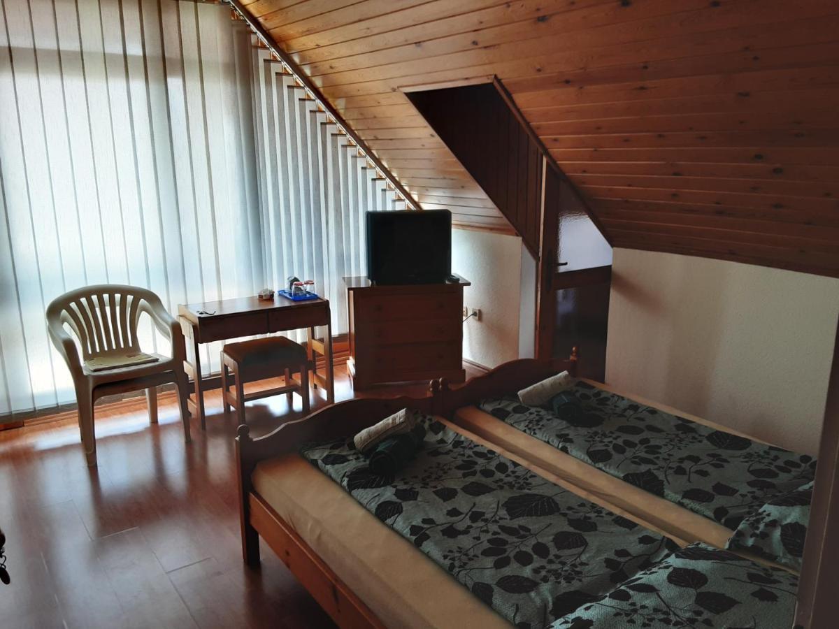 St Hubertus Panzio Bed & Breakfast Hévíz Exterior foto